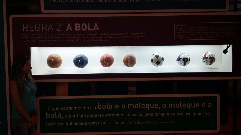 Bolas no Museu do Futebol em São Paulo